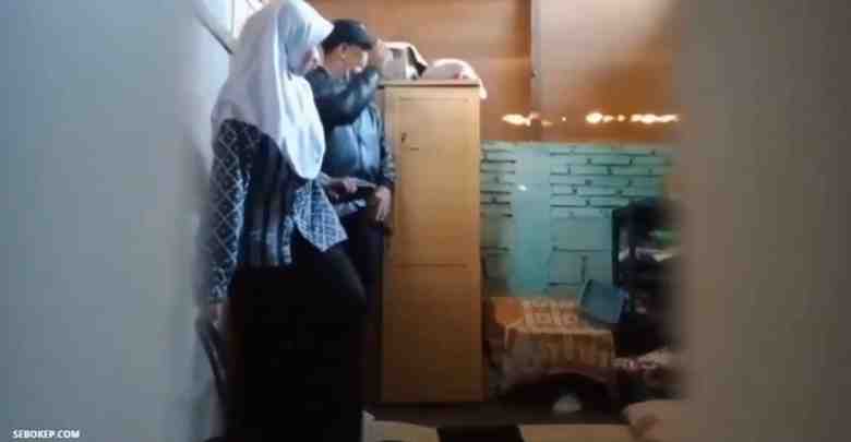 Guru Viral Main Dengan Muridnya Digedung Kosong