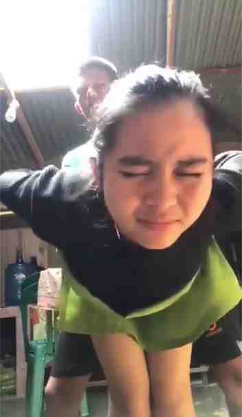 Adik Kaka Ngewe Didapur Saat Ortu Pergi